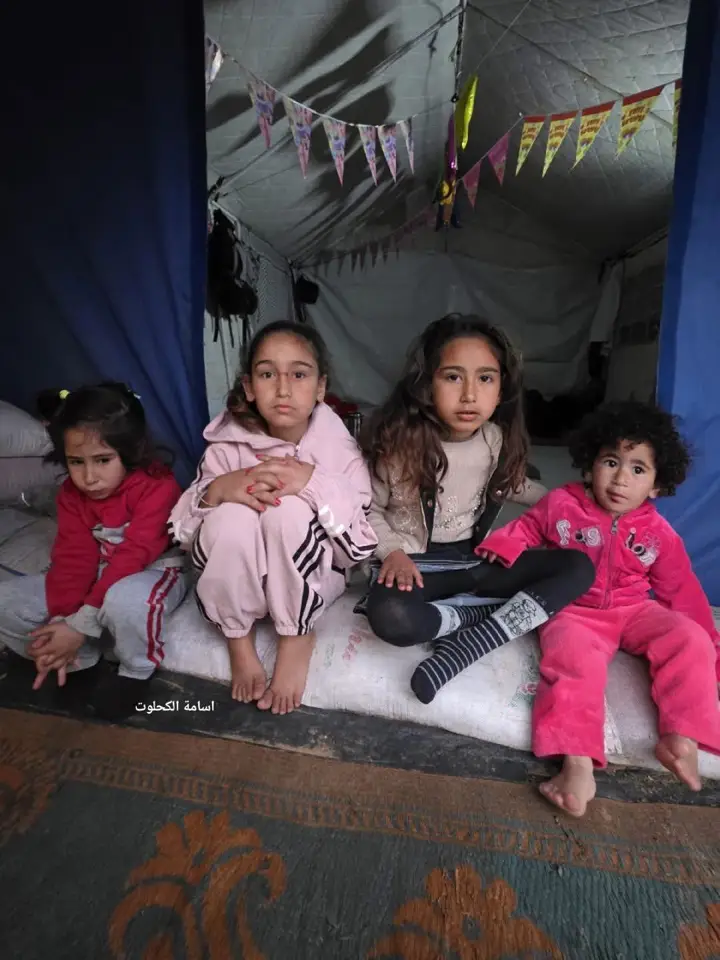 Four-young-sisters-from-the-Abu-Jarad-family-lost-both-their-parents