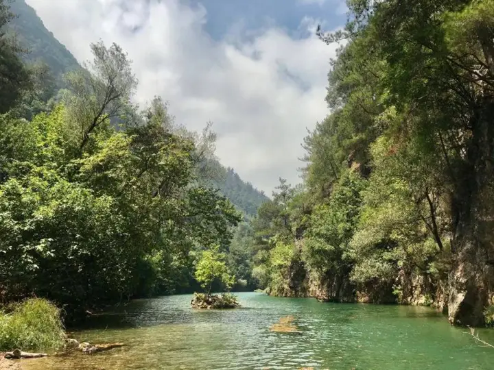 Lebanon-site-of-chouwan